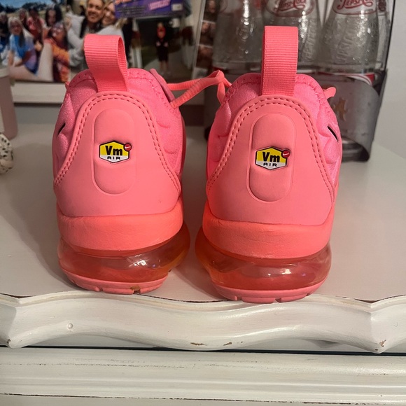 Nike vapor max plus in bubble gum pink only worn once - Picture 3 of 4